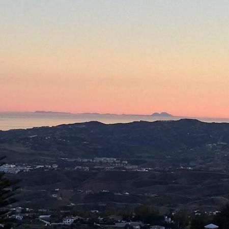 Stunning Apartment In The Heart Of Mijas Pueblo Екстериор снимка
